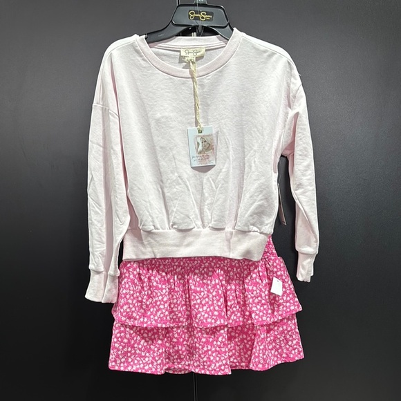 Jessica Simpson 2 pc, set, pullover top, sheared high waist double ruffle skirt - Picture 1 of 7
